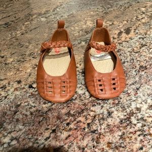 Osh kosh mocassins size 4 toddler